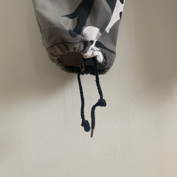 Cargo Pants - Picture 4 of 5